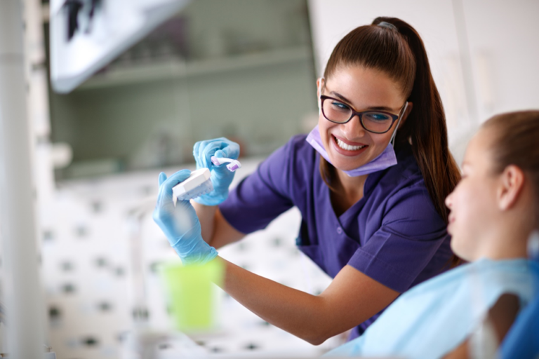 Top Reasons for Becoming a Dental Assistant | Green Country School of ...